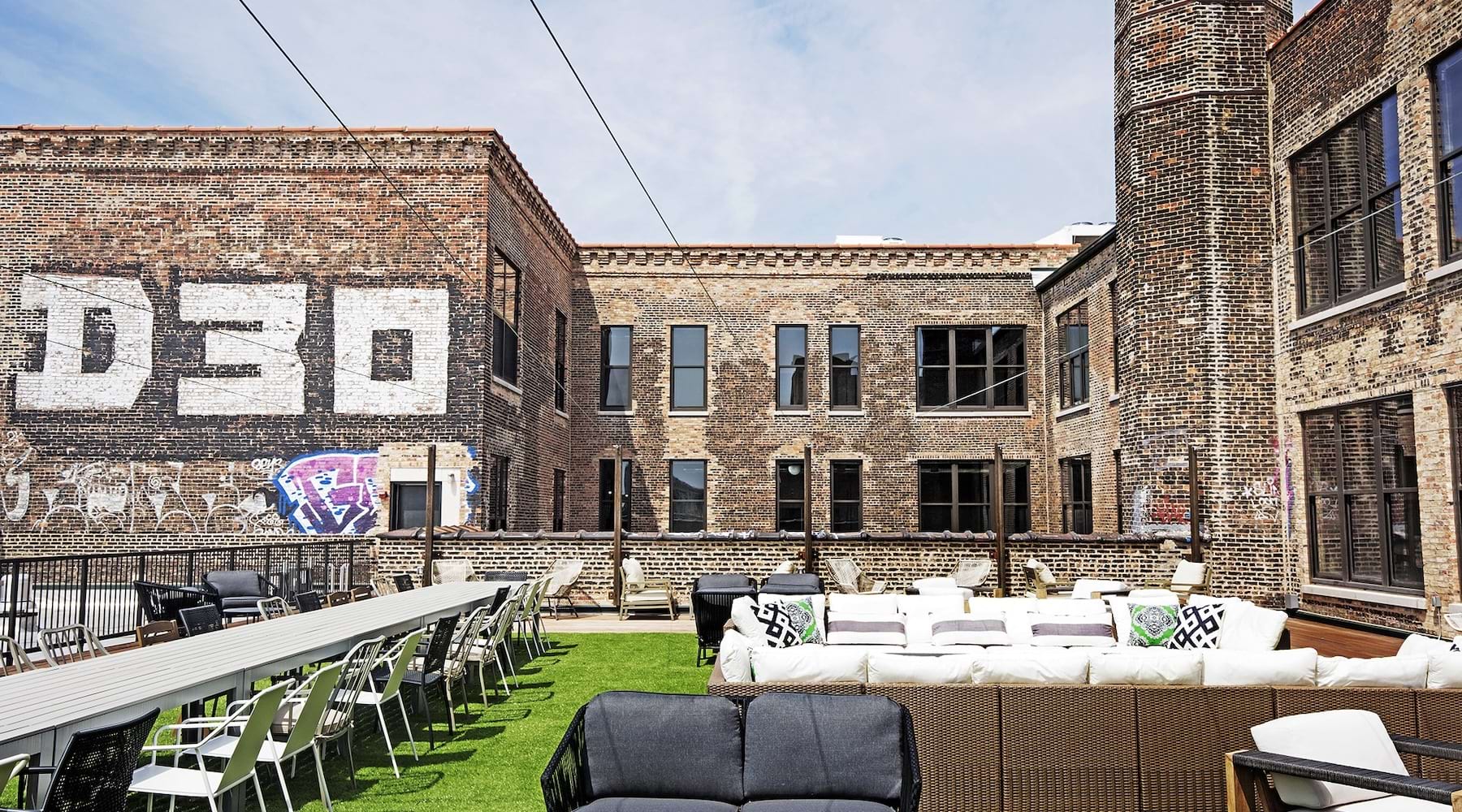 outside courtyard area with seating