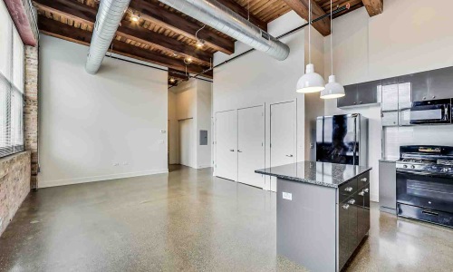 Chicago lofts for rent interior modern industrial apartment