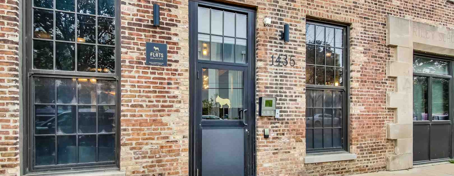 Pilsen neighborhood street scene - apartment rentals pilsen chicago