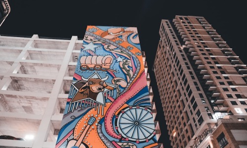Vibrant street art and murals in Pilsen, Chicago - 2 bedroom apartments pilsen